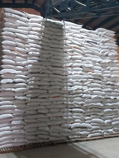 عکس انبار کالای تجاری ایران اطلس