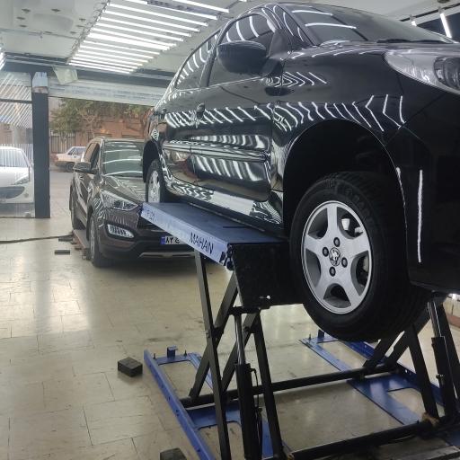 عکس تشخیص رنگ خودرو