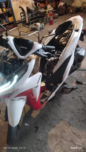 عکس تعمیرگاه موتورسیکلت سعید