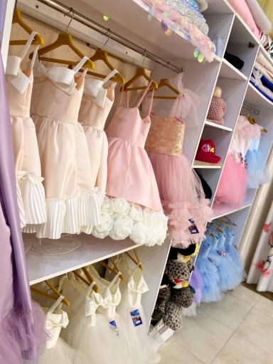 عکس مزون کودک بهارین