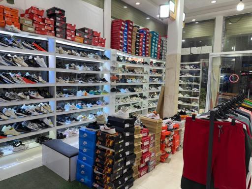 عکس کتونی فرزاد 