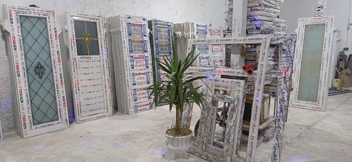 عکس نمایشگاه درب و پنجره نورالدین