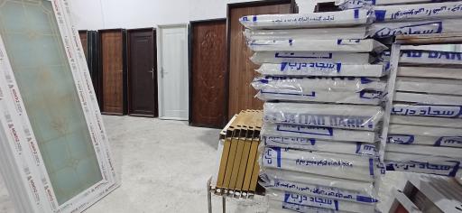 عکس نمایشگاه درب و پنجره نورالدین