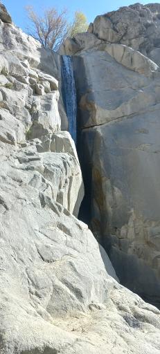 عکس آبشار هنزک