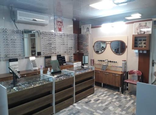عکس بینائی سنجی و گالری عینک نوآوران