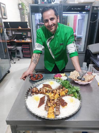 عکس لذت کباب سعید