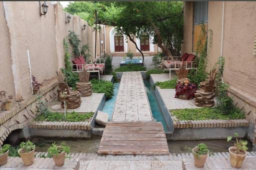 عکس اقامتگاه بومگردی عمارت دلگشا ماهان