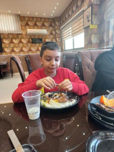 عکس رستوران حاج محسن