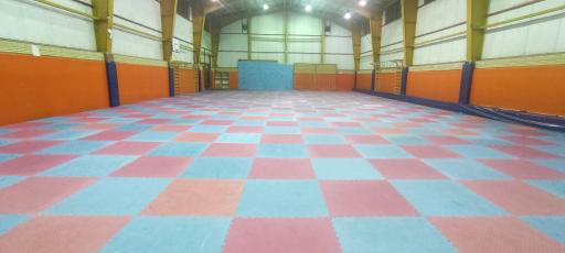 عکس سالن فرهنگی ورزشی فضیلت