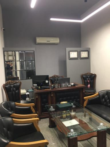 عکس آژانس املاک دیپلمات آرژانتین