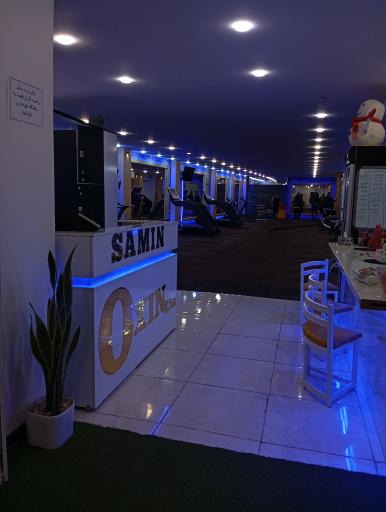 عکس باشگاه بدنسازی اکسین 