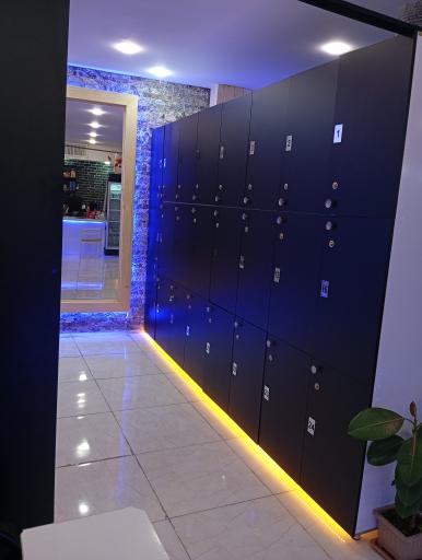 عکس باشگاه بدنسازی اکسین 