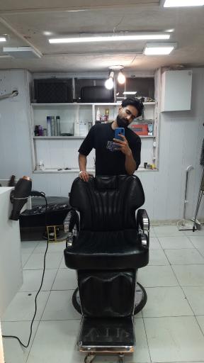 عکس پیرایش علی حجتی