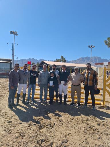 عکس باشگاه اسب سواری نیاوران