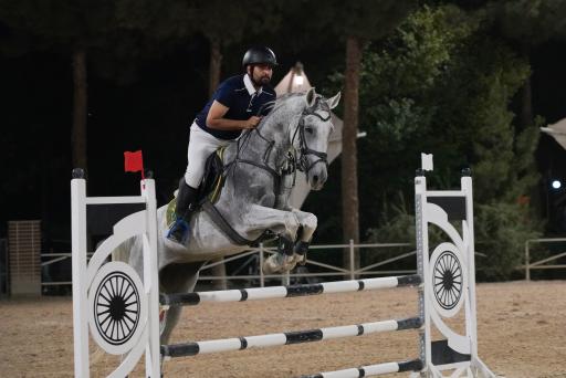 عکس باشگاه اسب سواری نیاوران