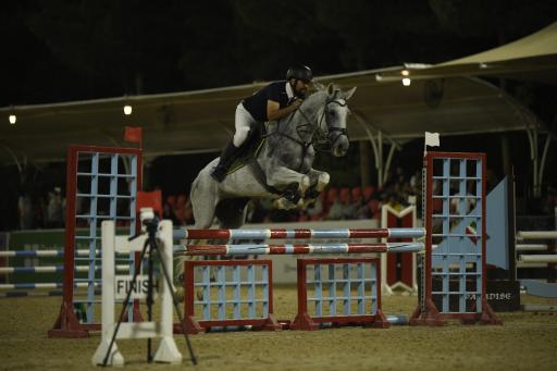 عکس باشگاه اسب سواری نیاوران