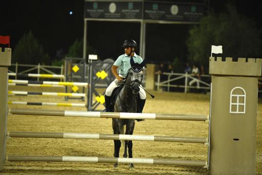 عکس باشگاه اسب سواری نیاوران