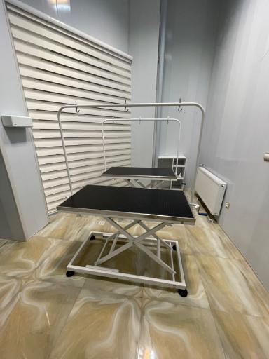 عکس بیمارستان دامپزشکی اطلس