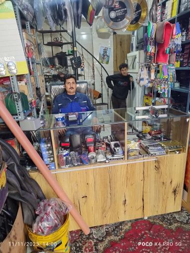 عکس تعمیرگاه و لوازم یدکی موتورسیکلت شهاب