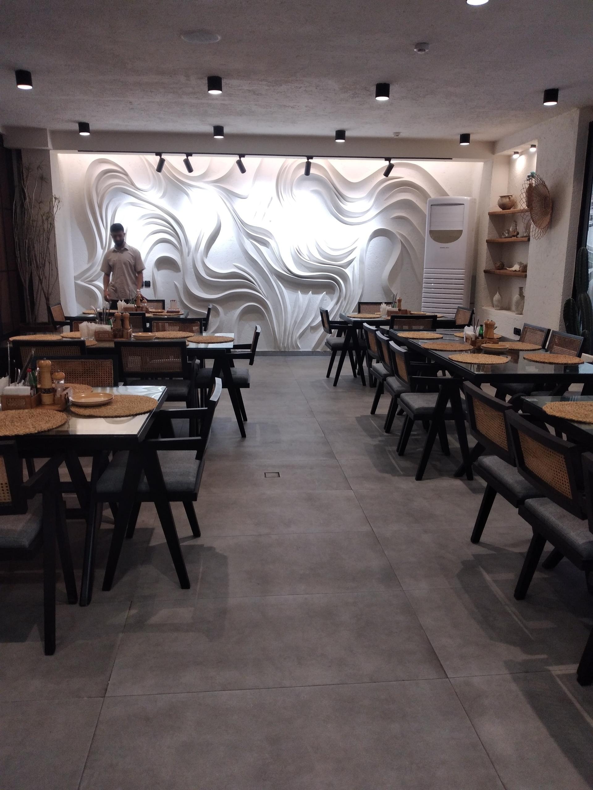 عکس کافه رستوران اسکای پارک ساری