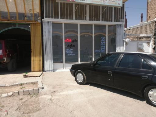 عکس مشاور املاک عابد