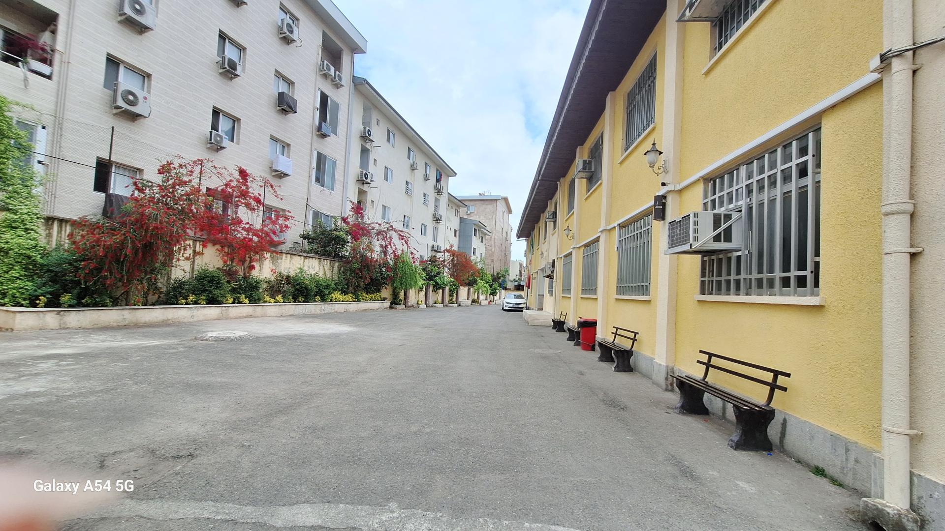 عکس دبیرستان دخترانه پیک نور