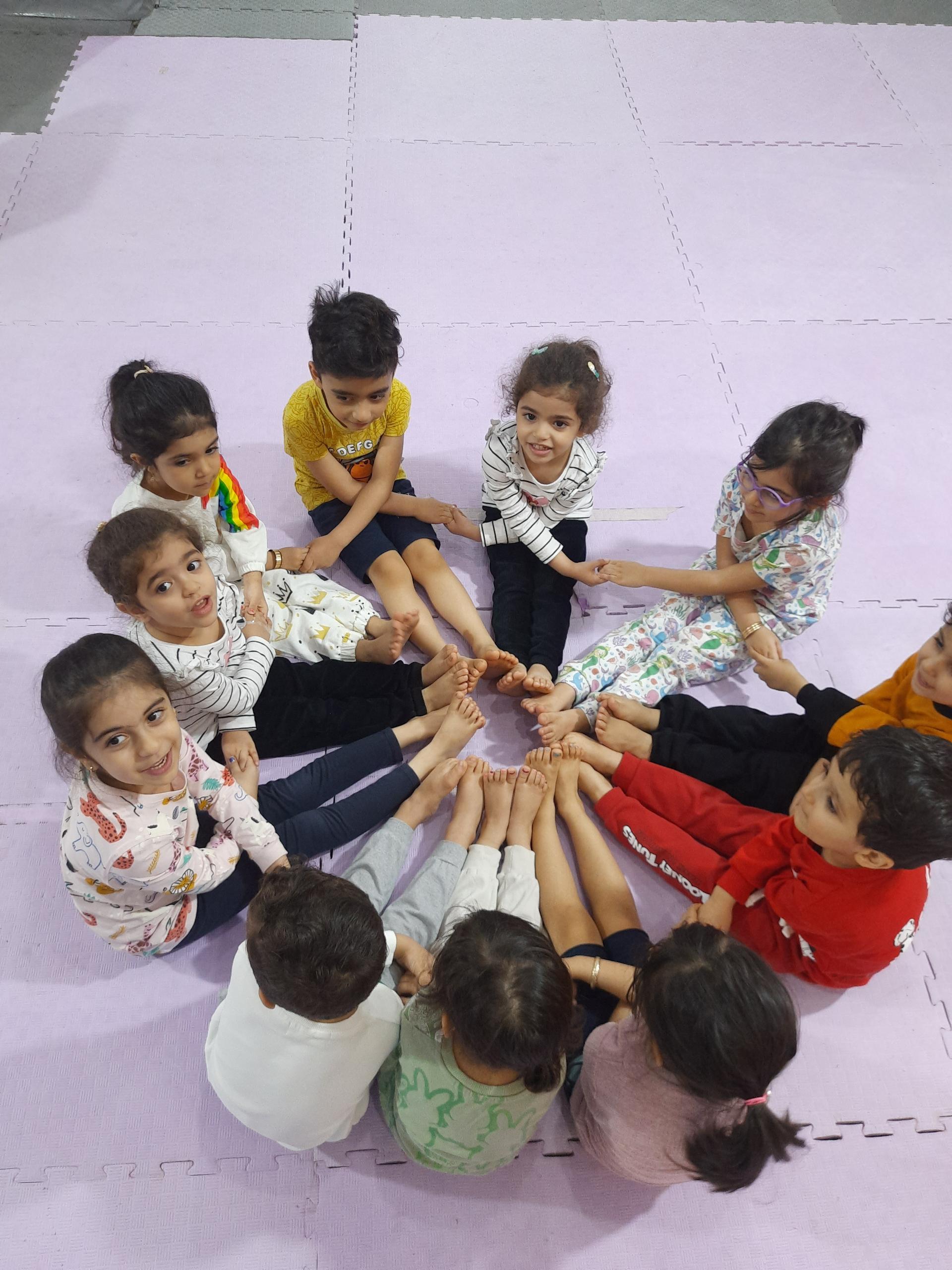 عکس باشگاه ورزشی پیروز