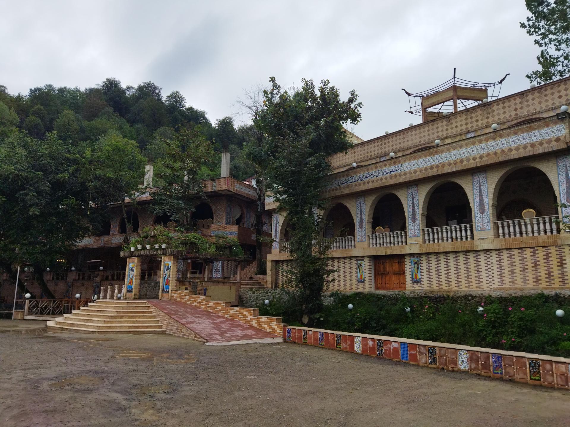عکس اقامتگاه و رستوران طاق کسری