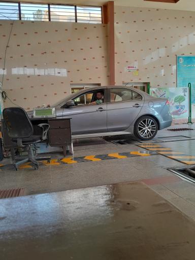 عکس مرکز معاینه فنی خودروهای سبک همدانیان