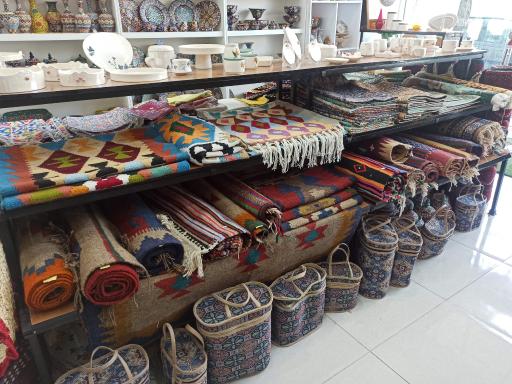 عکس فروشگاه نقش و نگار