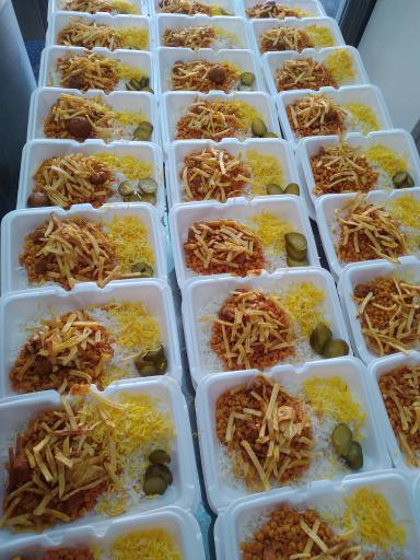 عکس تهیه غذای اعیونی 