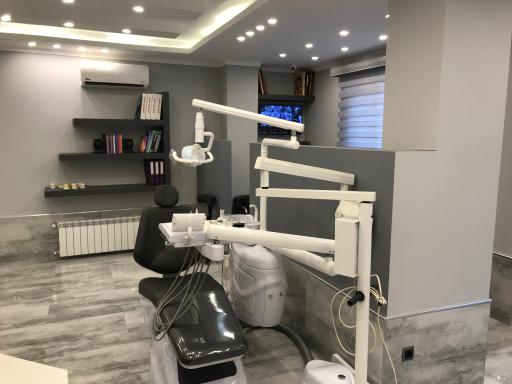 عکس مطب دکتر حمید حمیدی متخصص دندانپزشکی