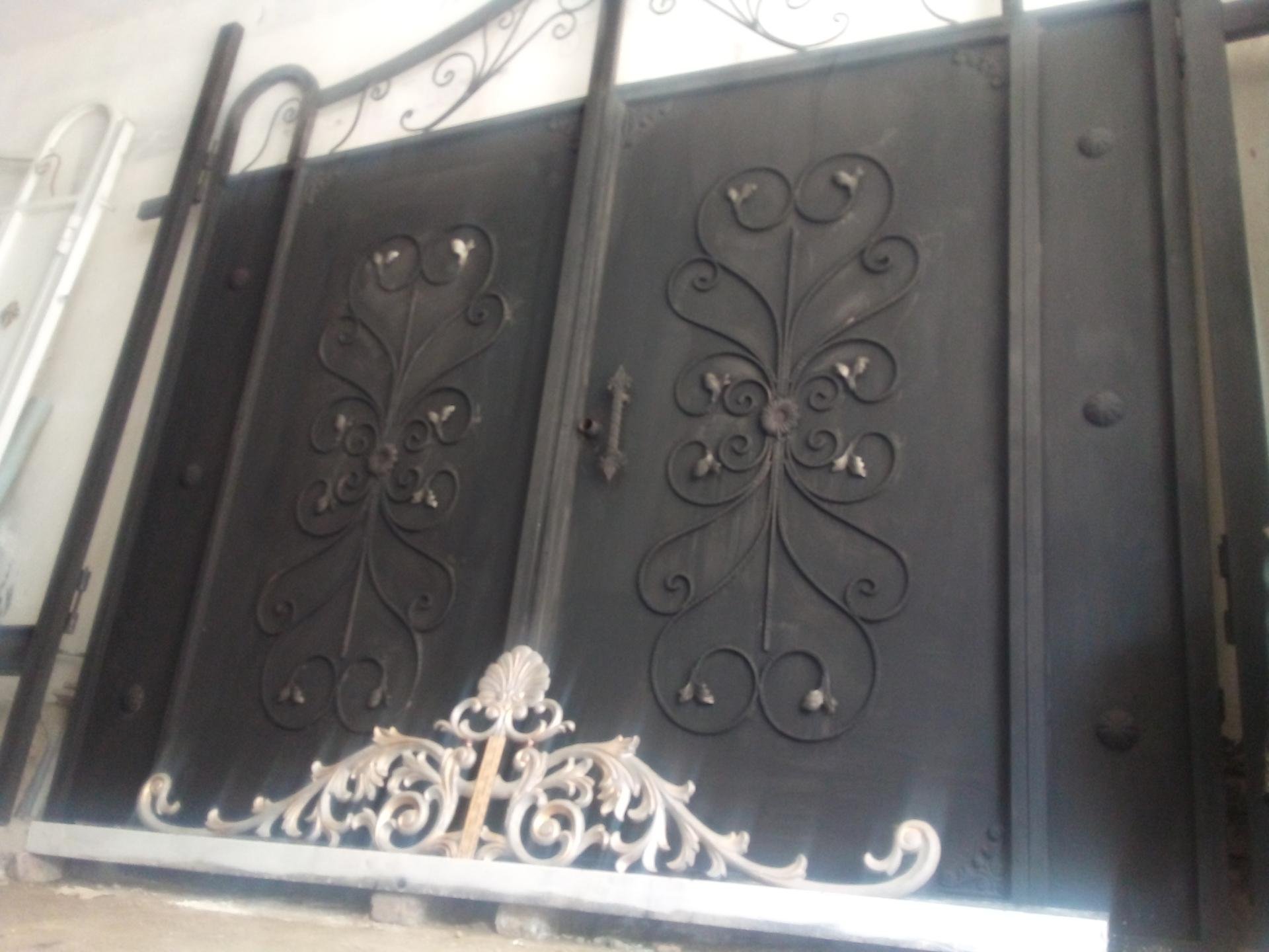 عکس درب فروشی ارسلان