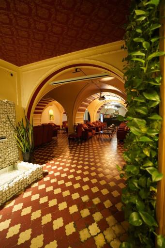 عکس کافه و رستوران ترافیک پلاس