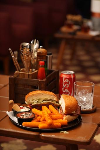 عکس کافه و رستوران ترافیک پلاس