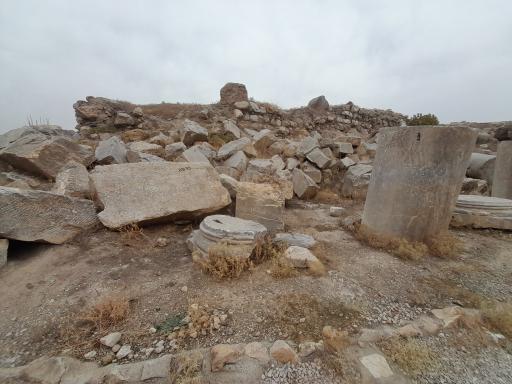 عکس ورودی معبد آناهیتا