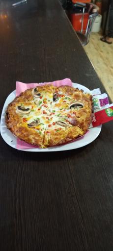 عکس باغ رستوران فانوس