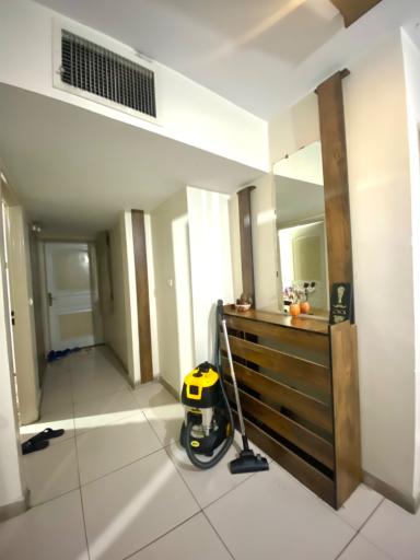 عکس خوابگاه دخترانه رفاه