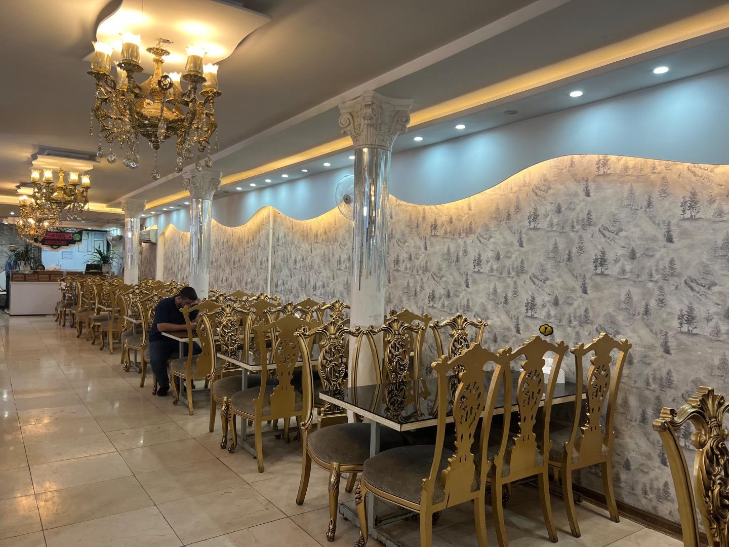 عکس آشپزخانه حاجی بخشی