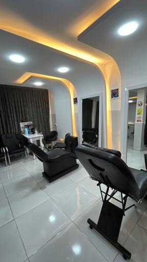 عکس صالون تجمیل عروسک