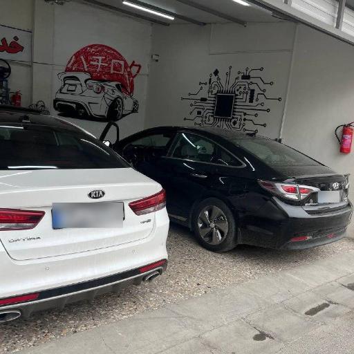 عکس خدمات برق و الکترونیک خودرو