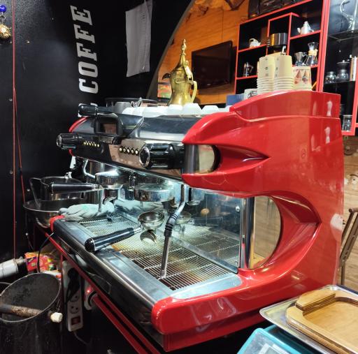 عکس کافی شاپ قهوه تلخ