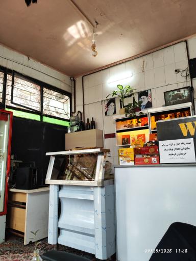 عکس کافه دکتر کافئین