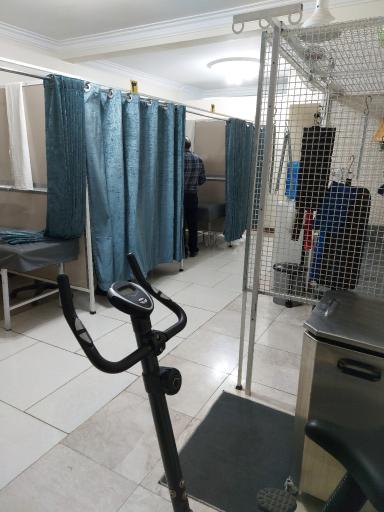 عکس فیزیوتراپی ایران نوین