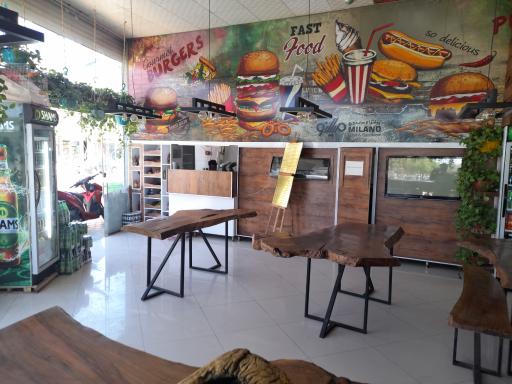 عکس پیتزا ساندویچ میلانو