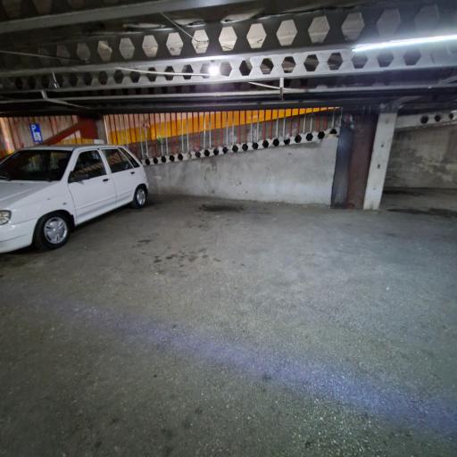 پارکینگ عمومی ستاره شهر (طبقاتی)