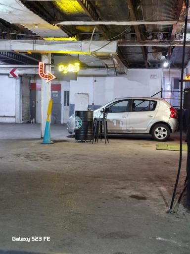 عکس پارکینگ عمومی طبقاتی ستاره شهر