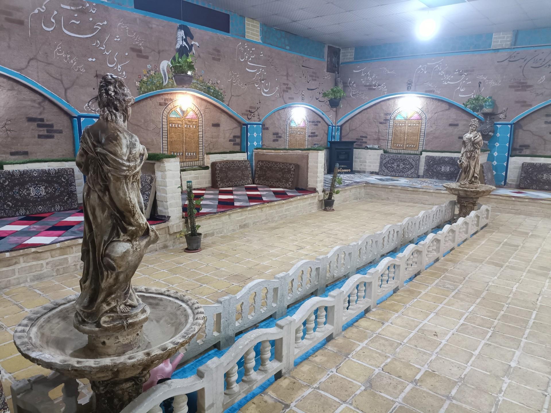 عکس سفره خانه سنتی مزه کده دنج
