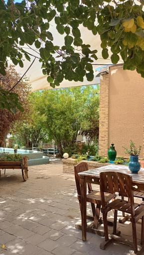 عکس رستوران شمس العماره سنتی