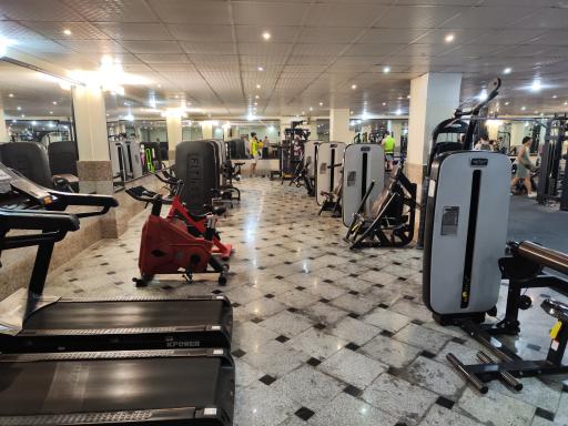 عکس باشگاه بدنسازی یزدان 